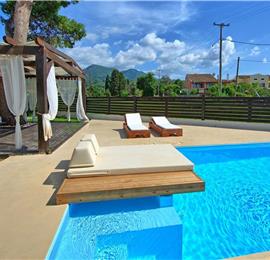 3 bedroom seaside villa with pool, Acharavi, sleeps 5